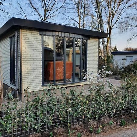 Cozy Chalet For 4 Veluwe Пюттен Экстерьер фото